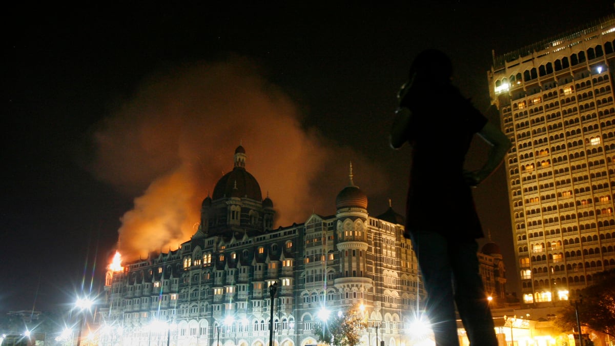 articles/2011/06/10/chicago-terrorism-trial-david-headley-accomplice-tahawwur-rana-found-guilty/mumbai-terrorist-attacks-trial-david-coleman-headley-rotella_ictrwh