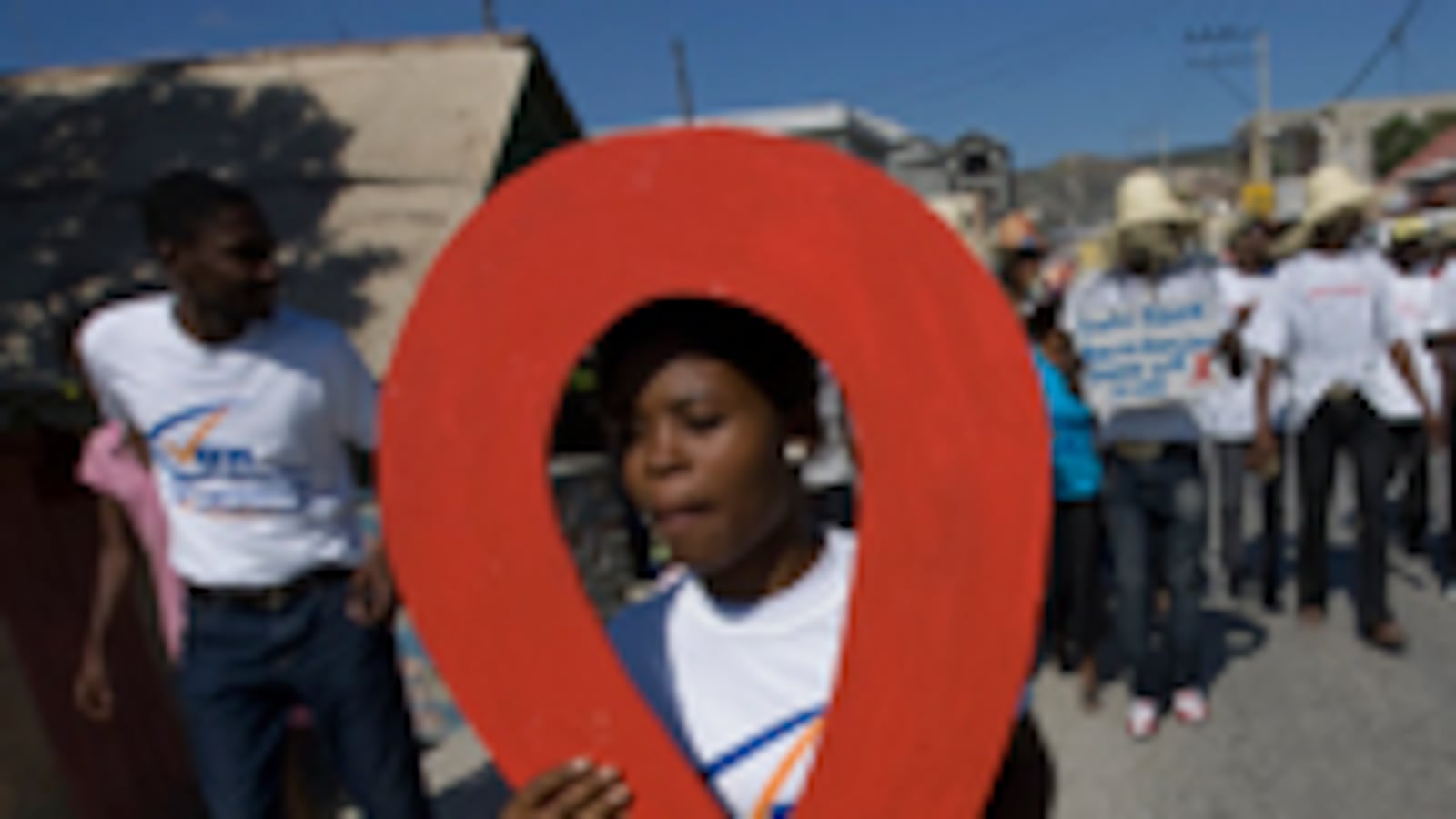 articles/2010/11/29/after-the-earthquake-looming-aids-crisis-in-haiti/armstrong-haiti-aids_144252_ladse6