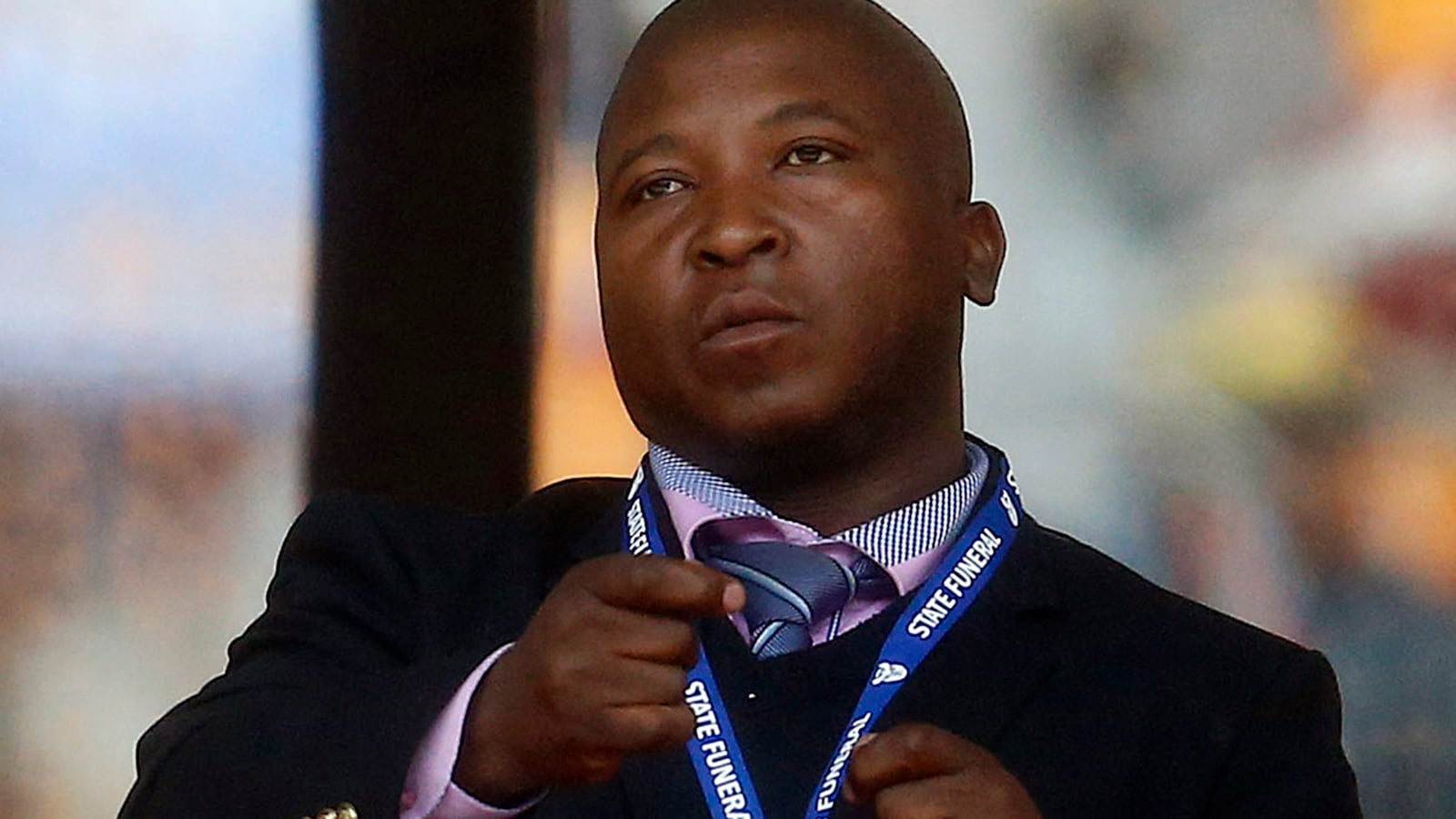 cheats/2013/12/11/mandela-memorial-interpreter-fake/131211-mandela-sign-cheat_gv1iva