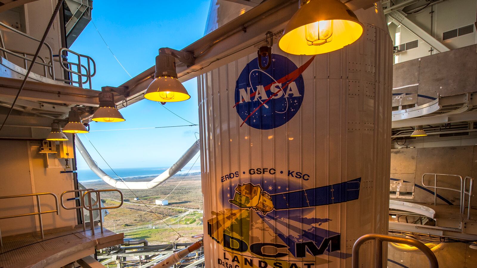 cheats/2013/07/16/spacewalk-aborted-after-helmet-leak/130323-NASA-cheat_qvgy4u