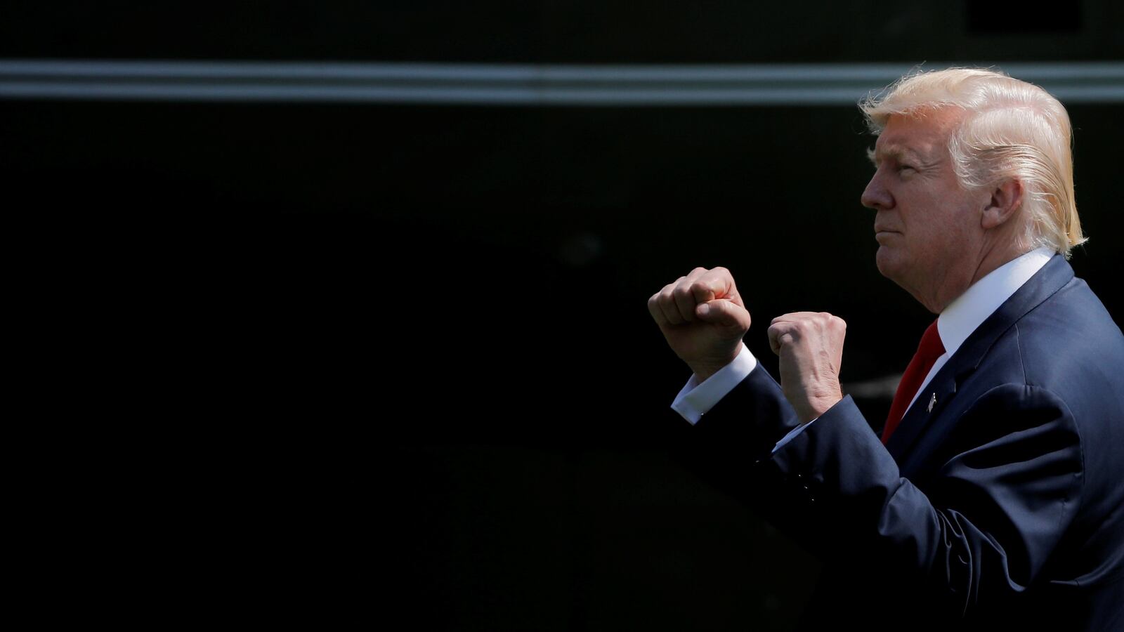 170806-sanctions-cheat_dw8ei8