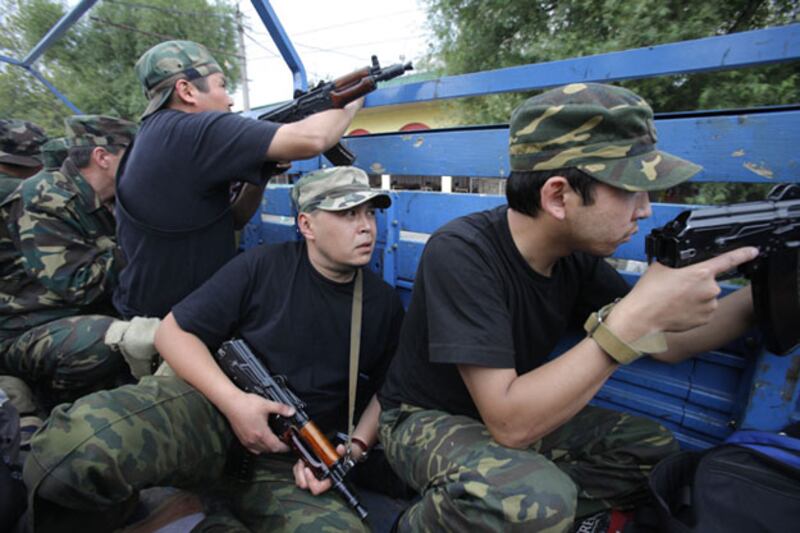 galleries/2010/06/19/kyrgyzstan-unrest/goltz-kyrgyzstan-9_imbogv