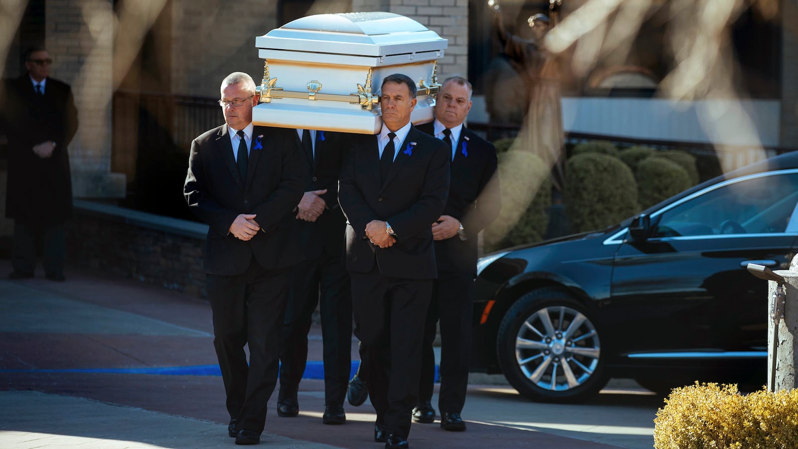 2001330-daly-funeral-tease_pa1x7g