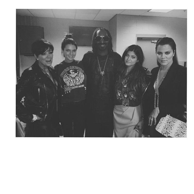 galleries/2013/12/01/miley-cyrus-james-franco-the-week-s-best-celebrity-selfies-photos/131126-celeb-selfies4_z5xkfw