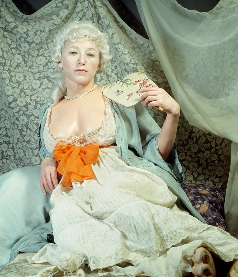 galleries/2016/09/04/photos-cindy-sherman-imitation-of-life/160823-cindy-sherman-06_wupobd