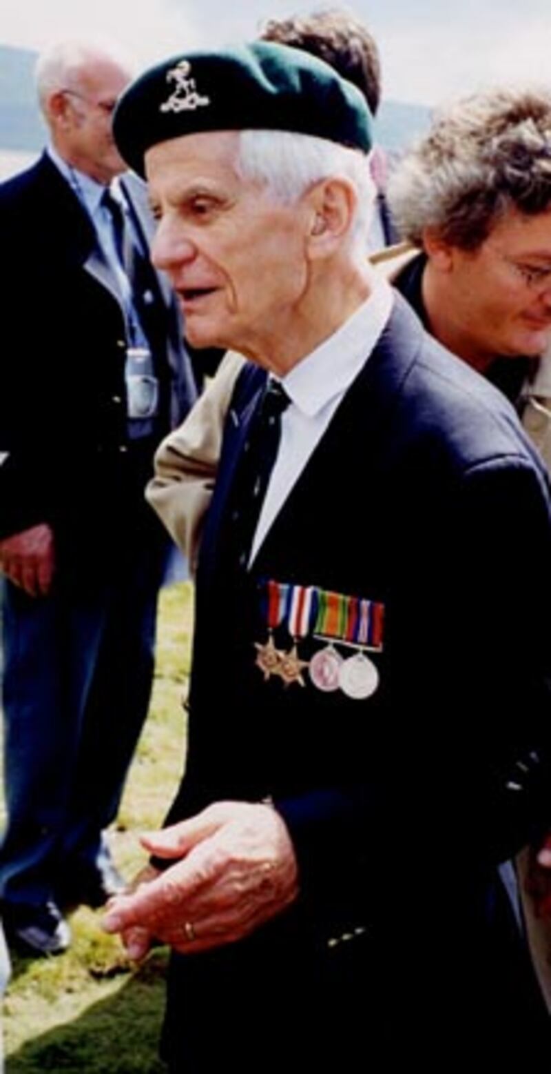 galleries/2009/08/09/peter-masters-and-x-troop/masters-father-peter-masters-02_qsle7g