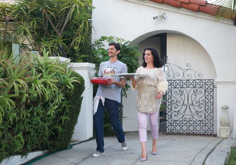 galleries/2011/04/05/extra-virgin-starring-debi-mazar-and-gabrielle-corcos/extra-virgin-5_awrfrc