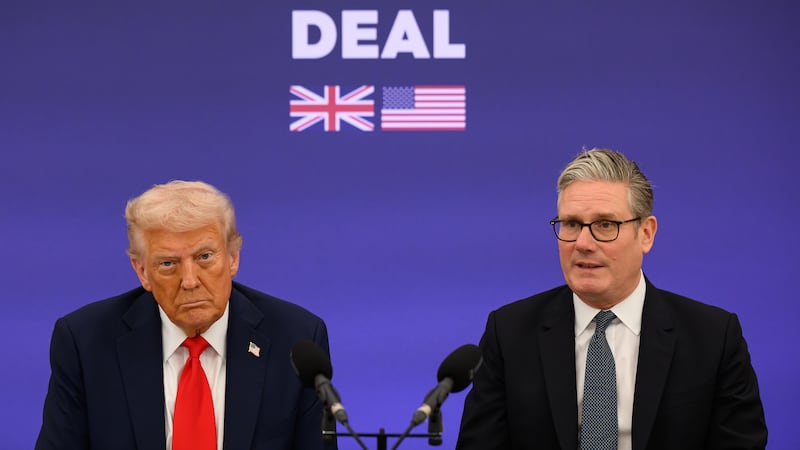 AYLESBURY, ENGLAND - SEPTEMBER 18: (L-R) U.S. President Donald Trump and UK Prime Minister Keir Starmer announce an agreement between the two countries as they hold a press conference at Chequers at the conclusion of a state visit on September 18, 2025, in Aylesbury, England. This is the final day of President Trump’s second UK state visit, with the previous one taking place in 2019 during his first presidential term.