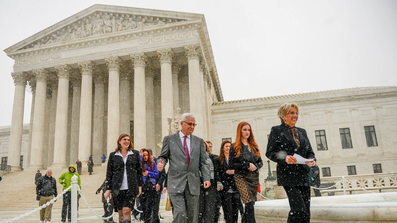 articles/2015/10/27/hey-hobby-lobby-boss-thou-shalt-not-steal/151027-kohn-hobby-lobby-tease_l7swne