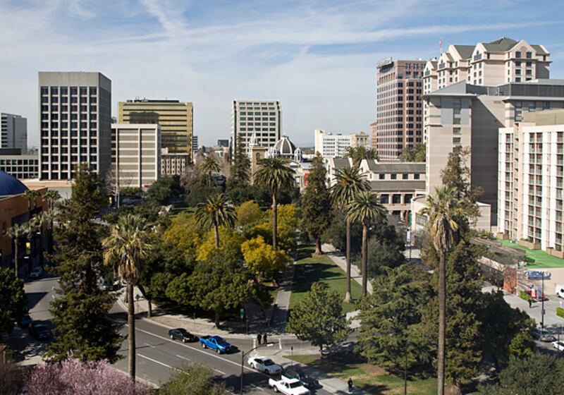 galleries/2010/07/26/the-20-most-caffeinated-cities/eligible-batchelors---san-jose_gyr68e