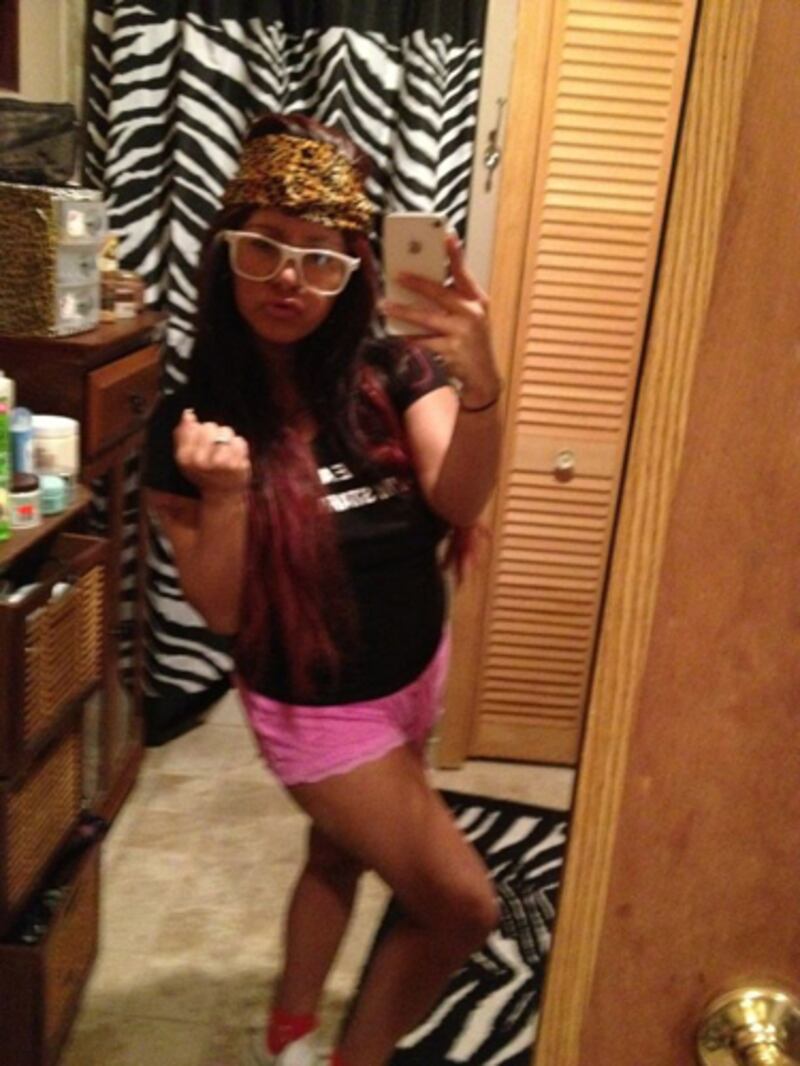 galleries/2012/04/08/taylor-swift-snoop-dogg-more-celebrity-twitter-pictures-photos/snooki-celebrity-twitter-photos_e4uibe