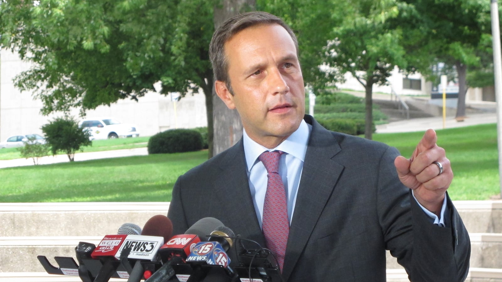 articles/2016/08/04/paul-nehlen-paul-ryan-s-challenger-deport-all-muslims/160804-kirell-Paul-Nehlen-tease_fvxxny