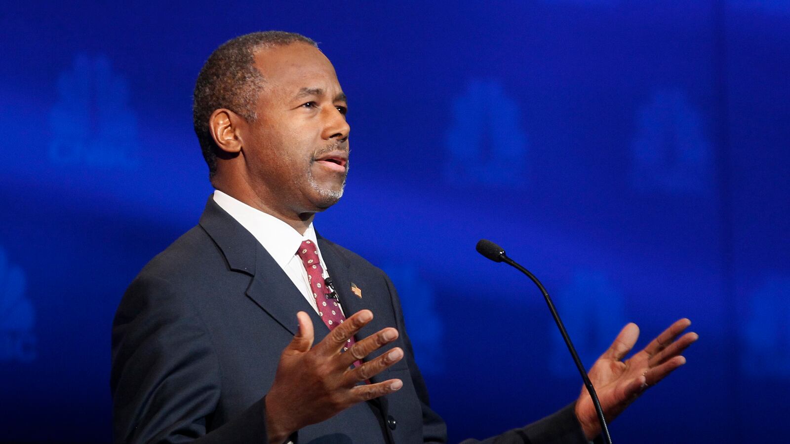 articles/2015/10/28/carson-denies-obvious-ties-to-controversial-supplement-maker/151028-woodruff-carson-tease_nweyz4