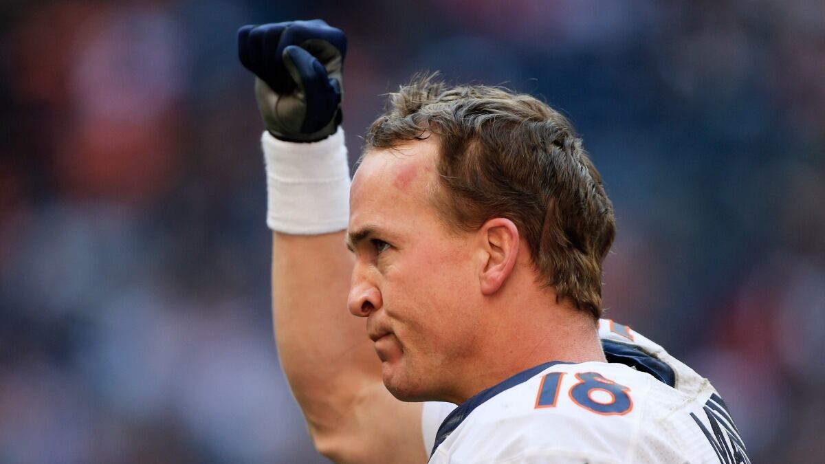 cheats/2013/12/22/manning-breaks-touchdown-record/131222-manning-record_xmqxan