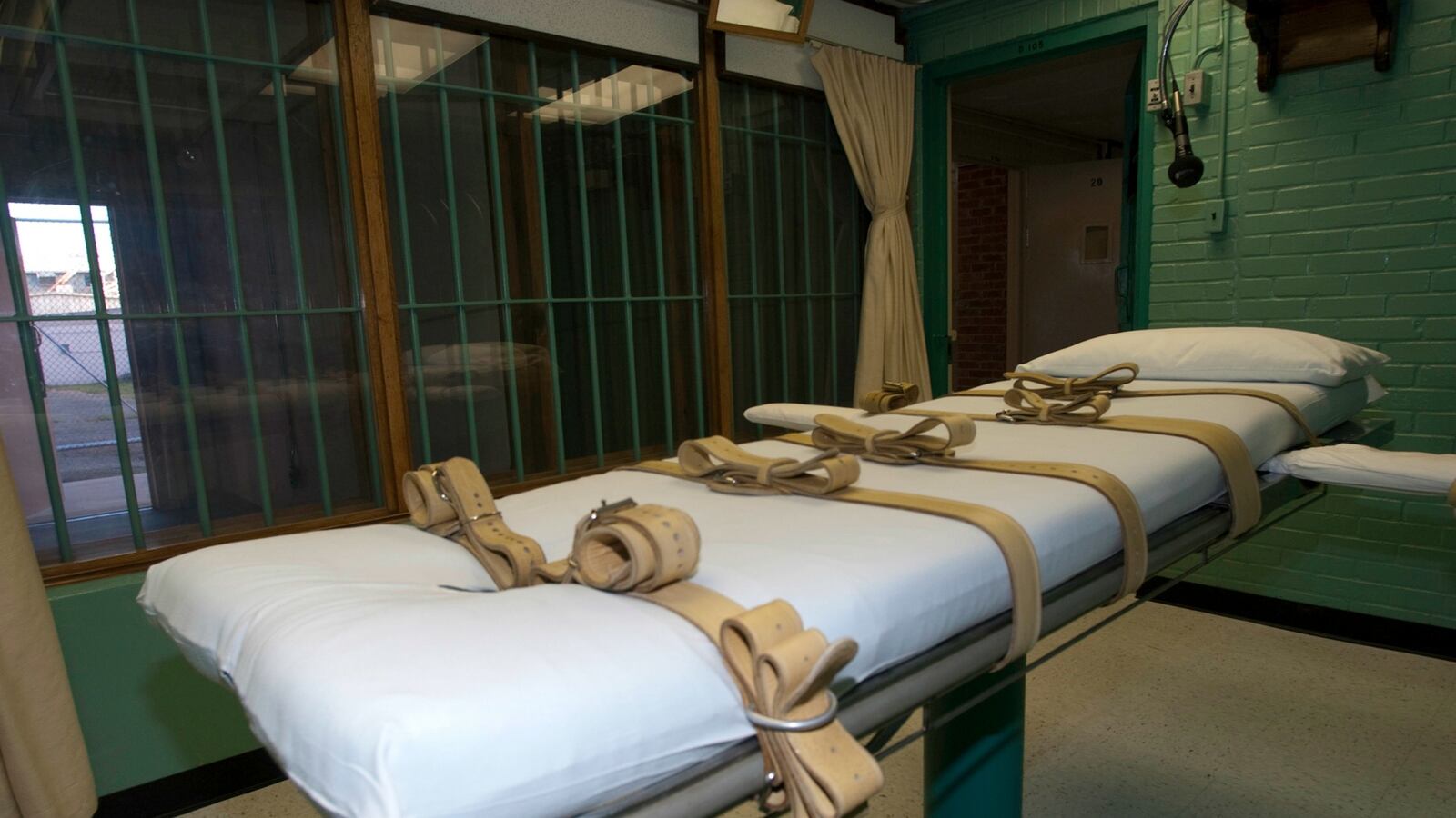 cheats/2017/03/08/texas-executes-convicted-hit-man/170307-texas-executes-hit-man-cheat_bre2sy