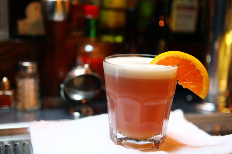 galleries/2013/09/29/the-best-bourbon-drinks-for-fall-photos/130927-burbon-month-03_xgwhuc