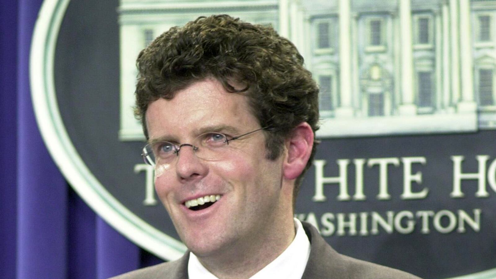 articles/2012/03/16/goldman-sachs-s-cleanup-man-is-clinton-scandal-master/jake-siewert-grove_ezoxwg