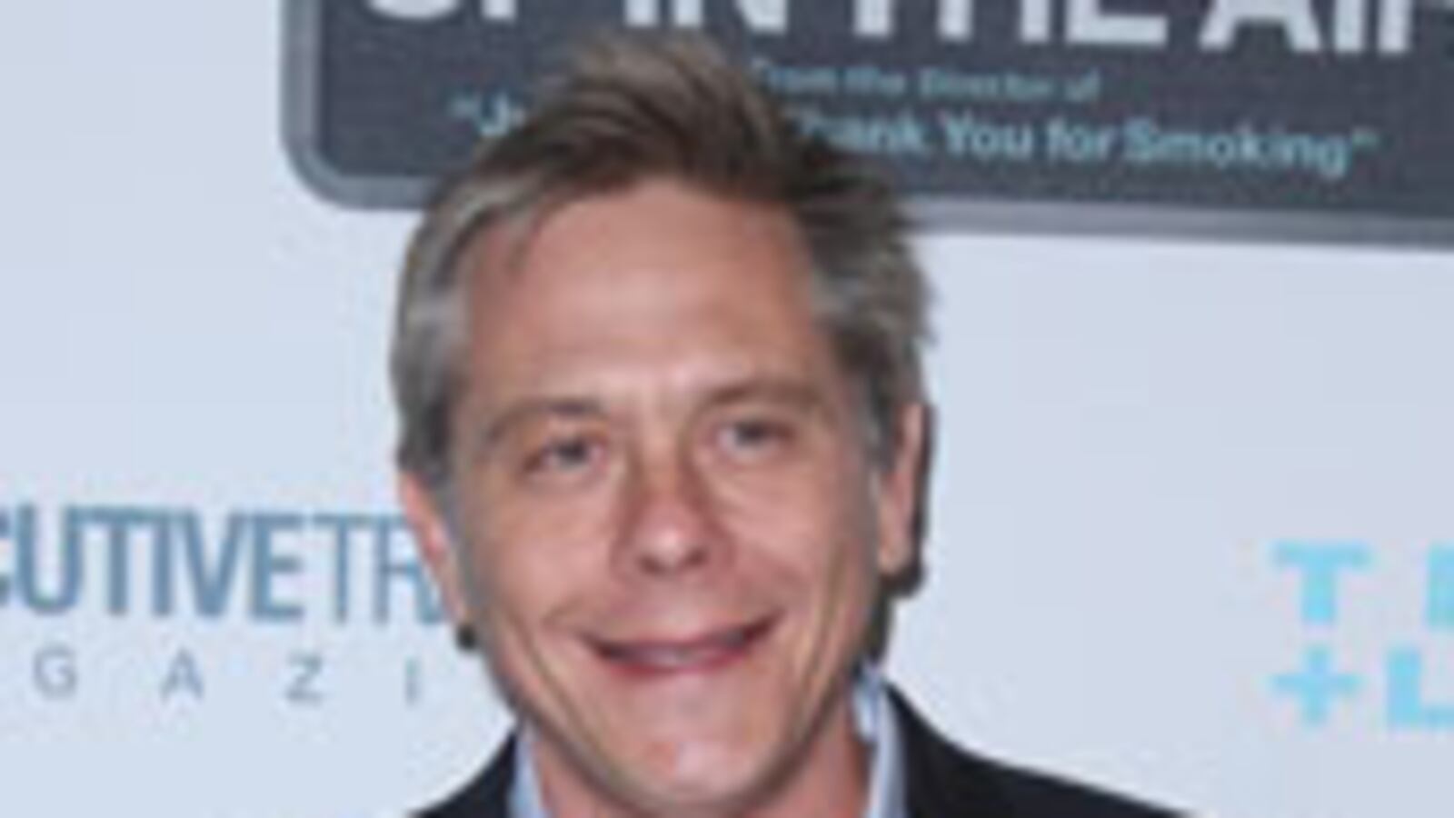 articles/2009/12/09/george-clooney-saved-my-novel/kirn-up-in-the-air_68252_hlzmcc