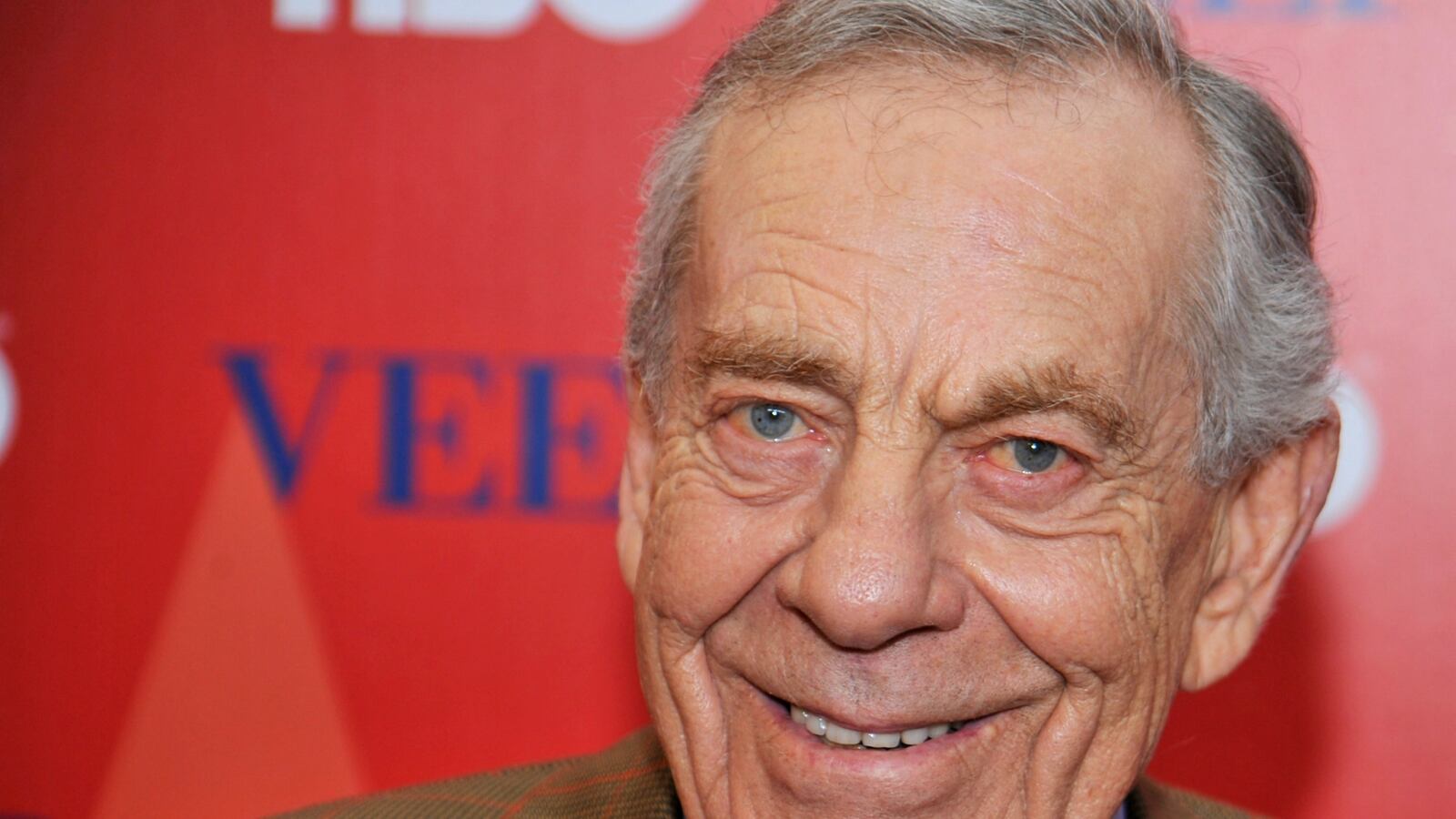 cheats/2016/05/11/morley-safer-retires-from-60-minutes/160511-morley-safer-cheat_euoo3x
