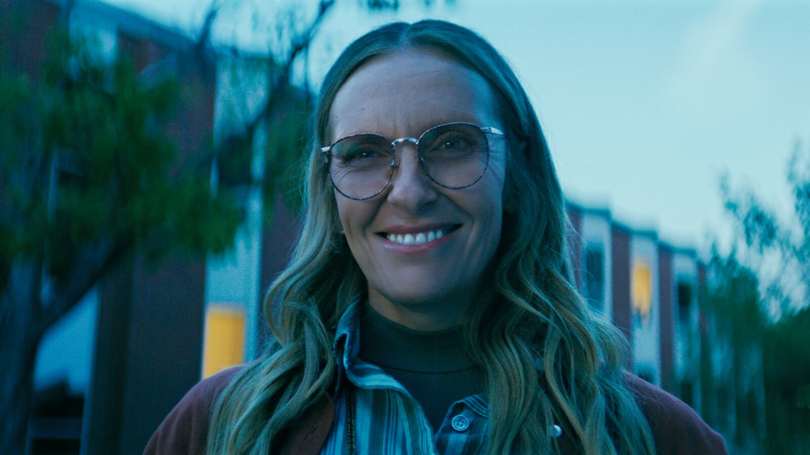 Toni Collette as Evelyn Wade