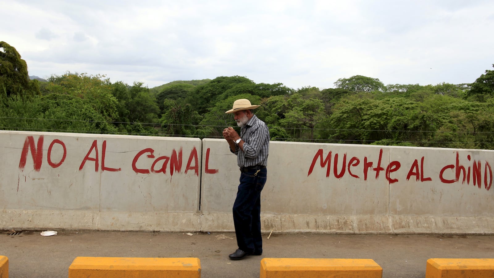 articles/2016/05/14/will-nicaragua-ever-get-its-grand-canal/160513-dickey-panama-canal-tease_iu4xbd