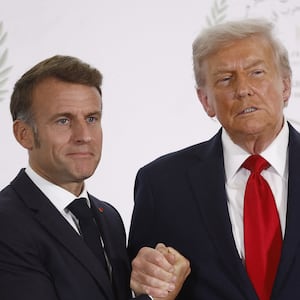 macron trump