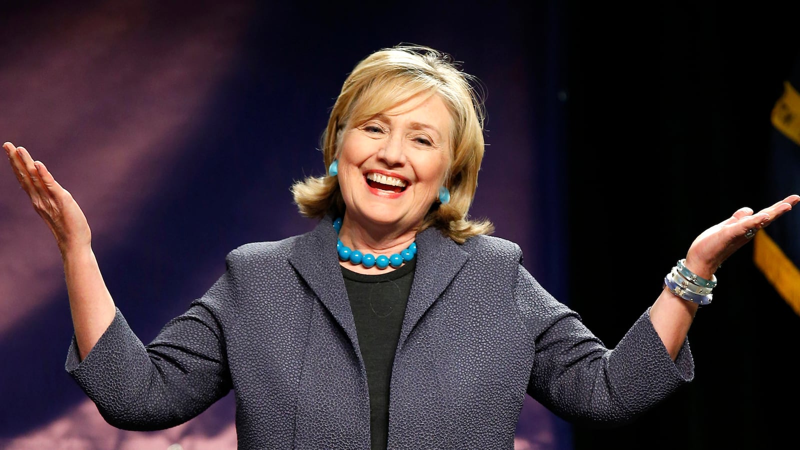 articles/2014/11/21/team-clinton-prepares-for-the-other-side-of-if/141121-freedlander-hills-tease_edi6uh