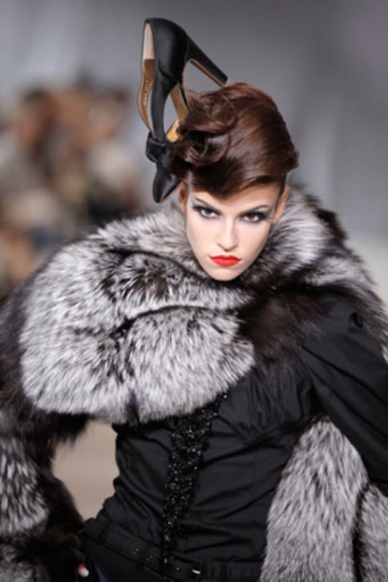 galleries/2009/07/08/bondage-chic/haute-couture-10_wryjau