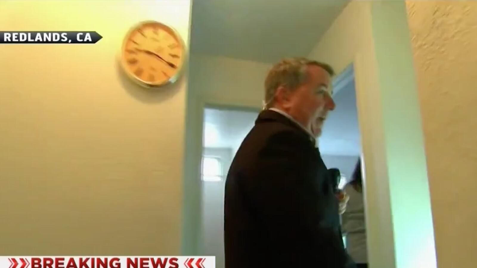 cheats/2015/12/04/video-inside-the-san-bernardino-suspects-home/151204-nbc-apartment-cheat_dmsjno