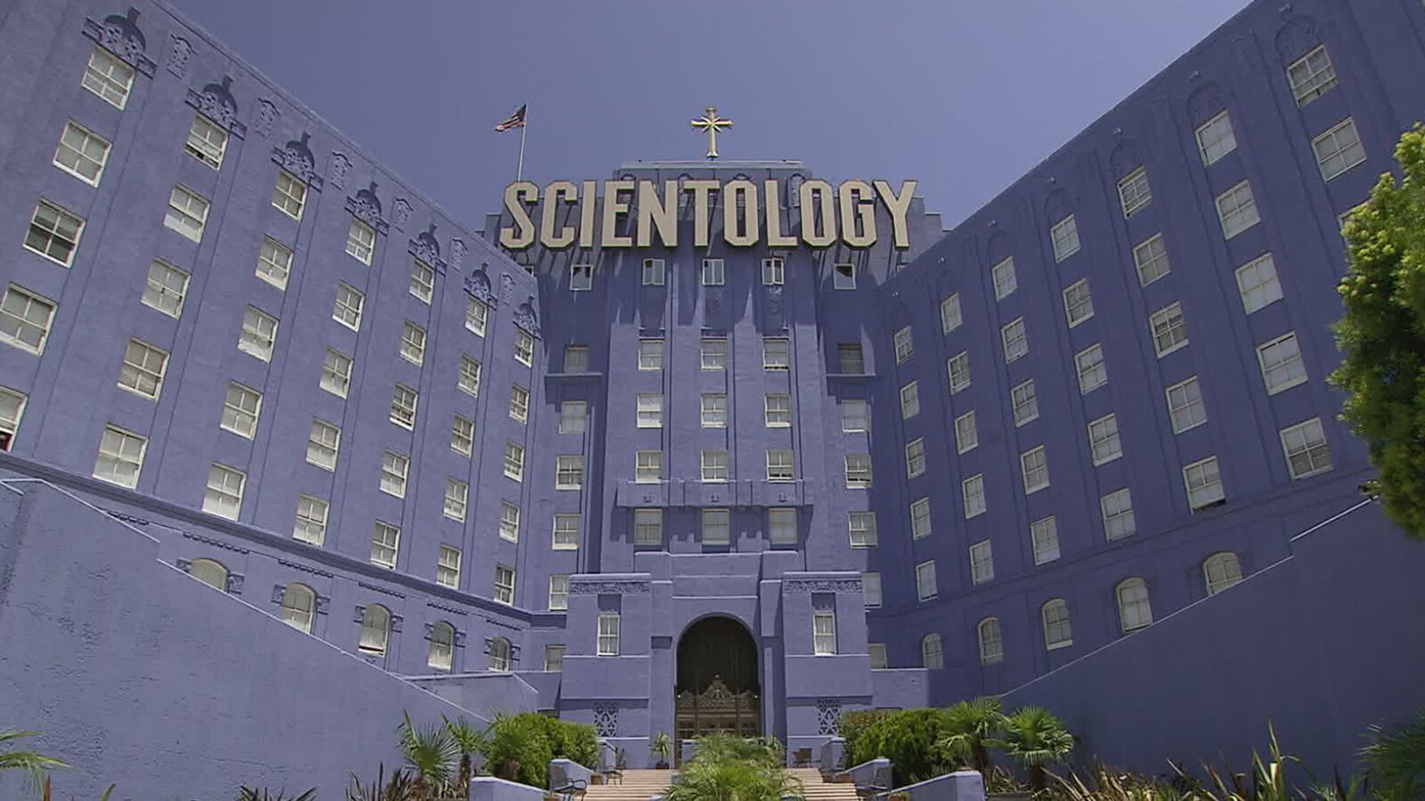 articles/2015/03/05/are-tv-networks-scared-of-scientology/150305-grove-scientology-tease_msm5qv
