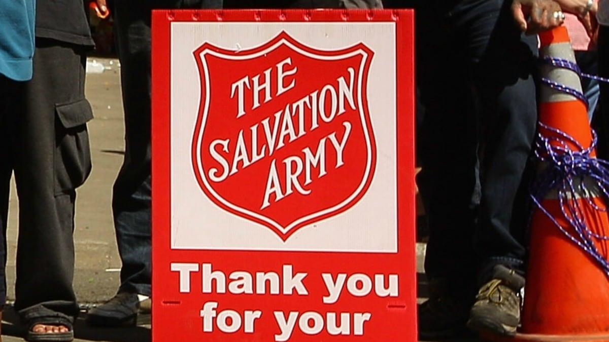 cheats/2012/06/25/salvation-army-rep-gays-should-die/salvation-army-gay-comments-cheat_mbjlnw