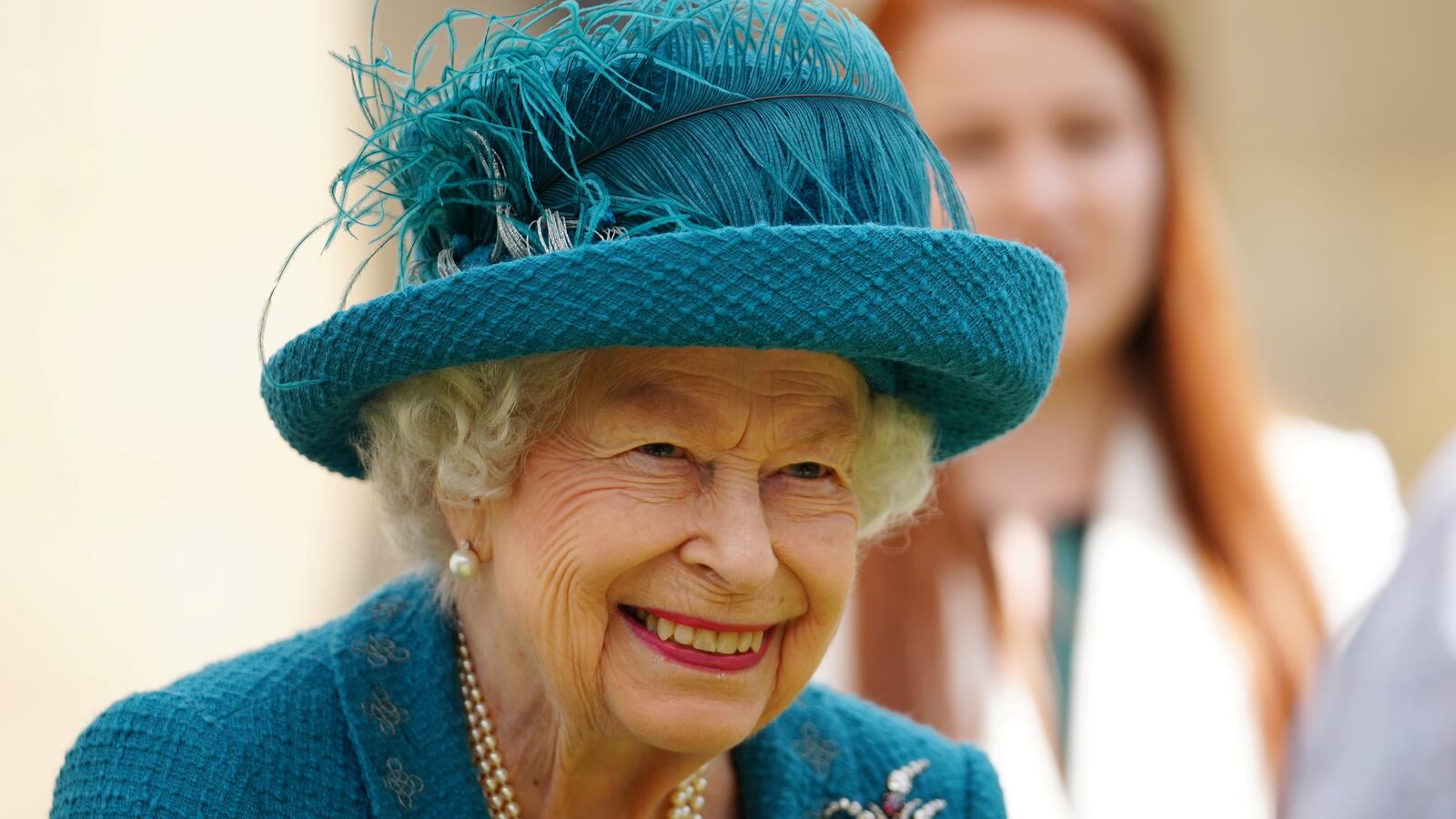 2021-07-08T115930Z_554022249_RC2BGO9K6OH8_RTRMADP_3_BRITAIN-ROYALS-QUEEN_zgrsox