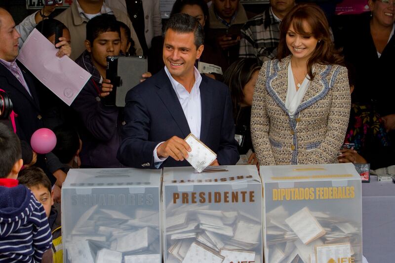 articles/2012/07/01/mexico-voters-come-out-to-elect-a-new-president-despite-drug-violence/mexican-president-nieto_wbo9qj