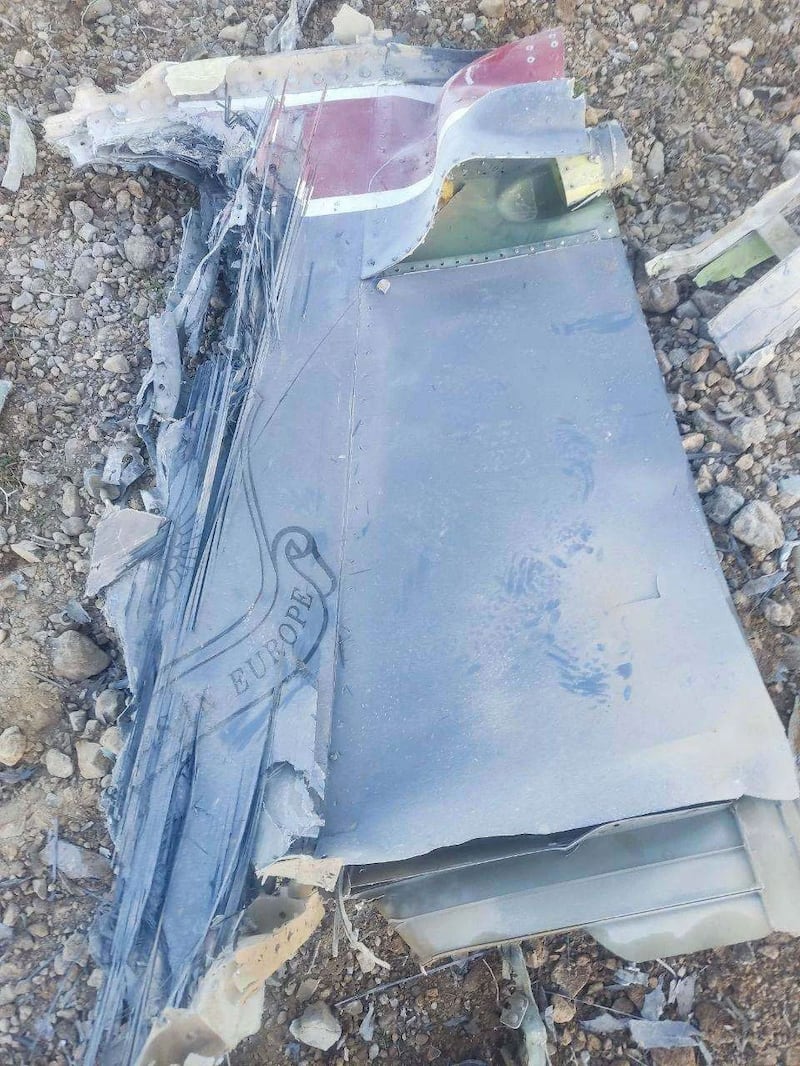 Photos showing the wrecking of an f-15 fighter jet purportedly shot down by Iran