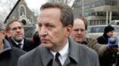 articles/2008/11/12/larry-summers-and-enron/gibney-summers_4425_y6pqyl