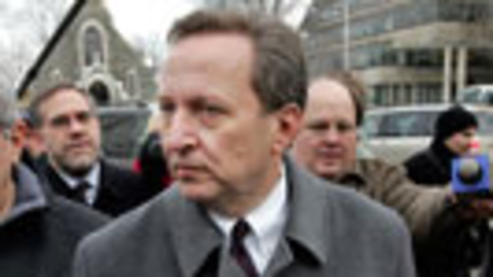 articles/2008/11/12/larry-summers-and-enron/gibney-summers_4425_y6pqyl