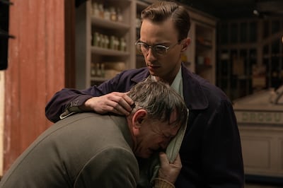 ‘Queer’: Daniel Craig and Drew Starkey’s Sex Scene Is Unforgettable