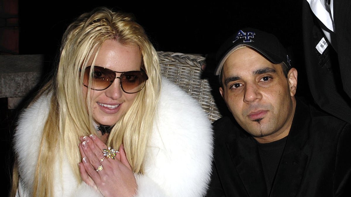 articles/2012/10/30/was-manager-sam-lutfi-britney-spears-s-savior-or-her-svengali/lufti-spears-trial-tease_w3e24n