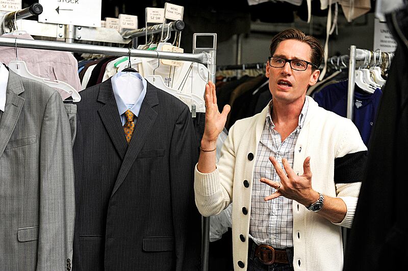 galleries/2012/10/22/costume-designer-daniel-lawson-on-signature-good-wife-style-photos/good-wife-fashion-6_wdheiu