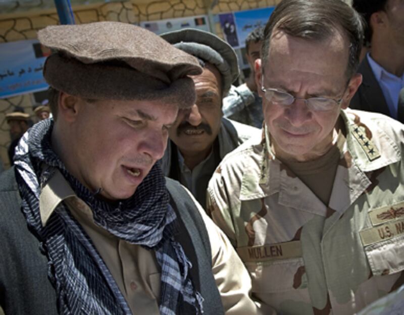 articles/2011/04/18/three-cups-of-tea-writer-greg-mortensons-lasting-lessons-in-afghanistan/exum-mortenson_174315_byghrw