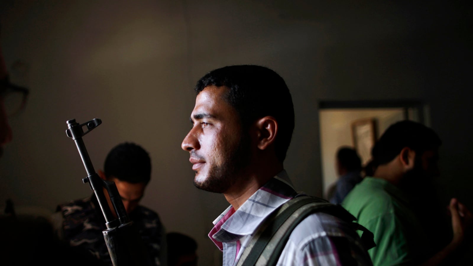 articles/2012/09/18/rebels-despair-that-anti-american-protests-overshadow-syrian-struggle/muslim-protests-hurting-syrian-rebels-giglio_b2iycg