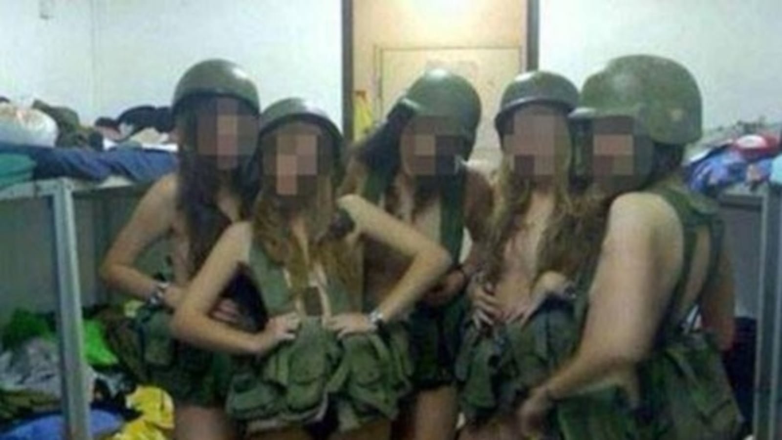 articles/2013/06/03/israeli-soldiers-racy-facebook-photos-silly-or-subversive/israeli-female-soldiers-underwear-combat-gear_wzpin0