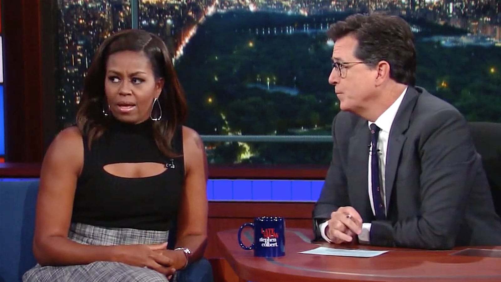 articles/2016/09/21/first-lady-michelle-obama-to-colbert-no-sympathy-for-melania-trump/160920-wilstein-michelle-obama-colbert-tease_catsp4