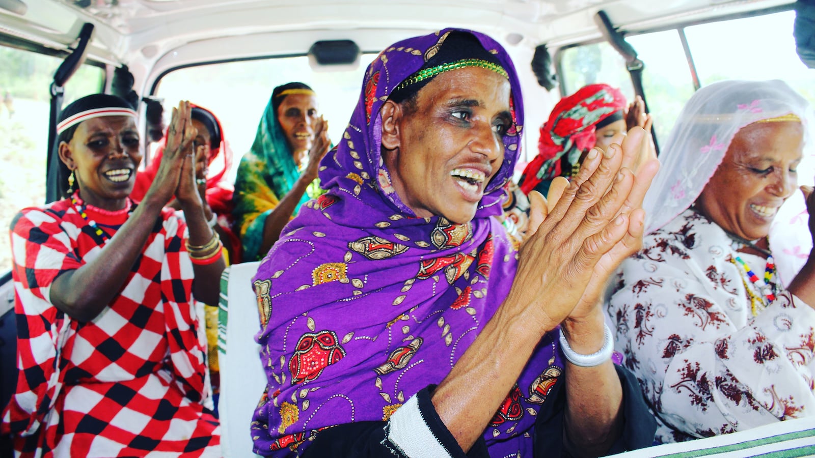 180521-strochlic-city-of-saints-travel-01_yvhniv