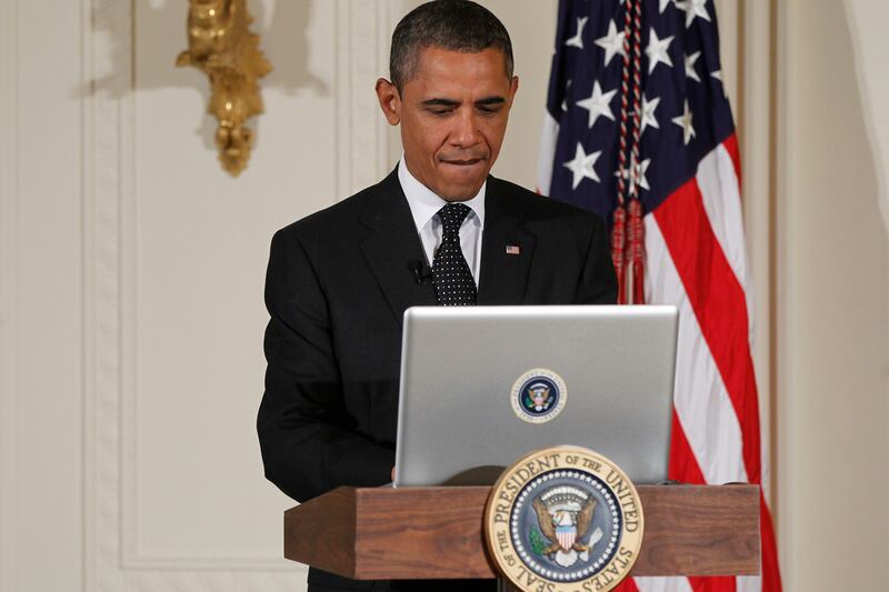 articles/2013/10/28/syrian-hackers-we-hacked-obama-s-twitter-account/131028-obama-twitter-hacked-tease_hk9qkx