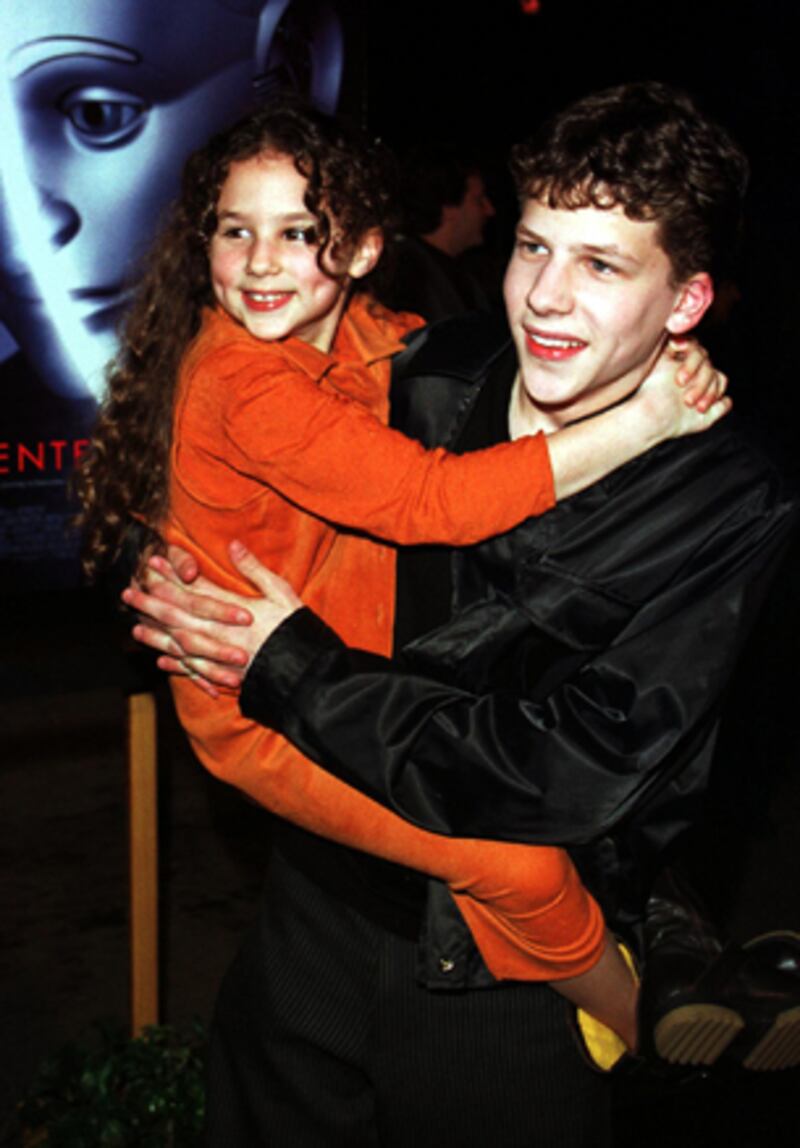 galleries/2011/01/25/before-they-were-nominated/before-they-were-nominated---eisenberg_jknzdy