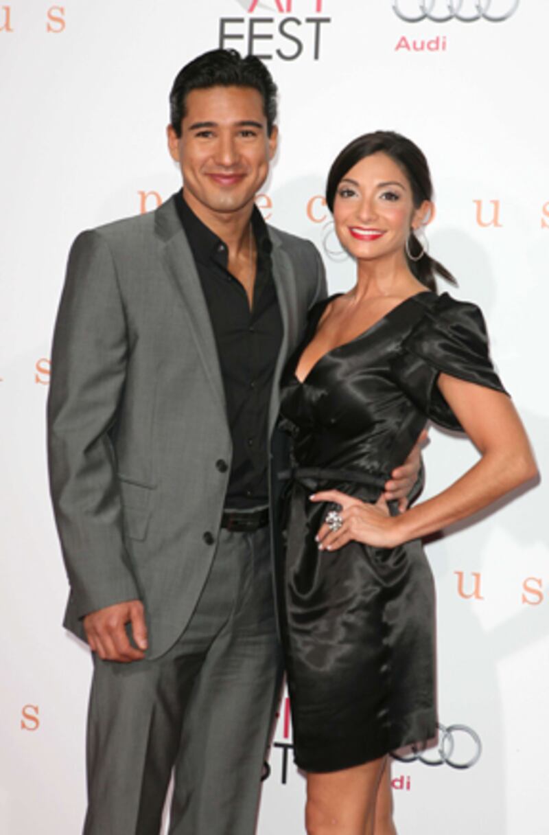 galleries/2009/11/02/precious-premiere/red-carpet---lopez_mdoflg