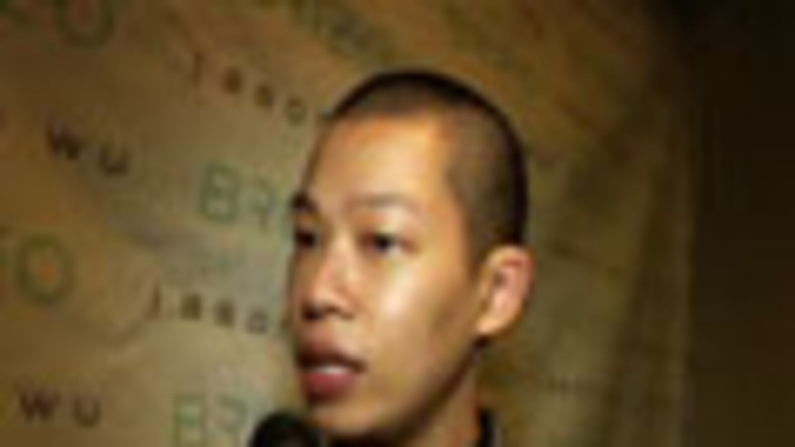 videos/2009/02/16/jason-wu-on-michelles-dress/wu-jason-wu_cmixnf