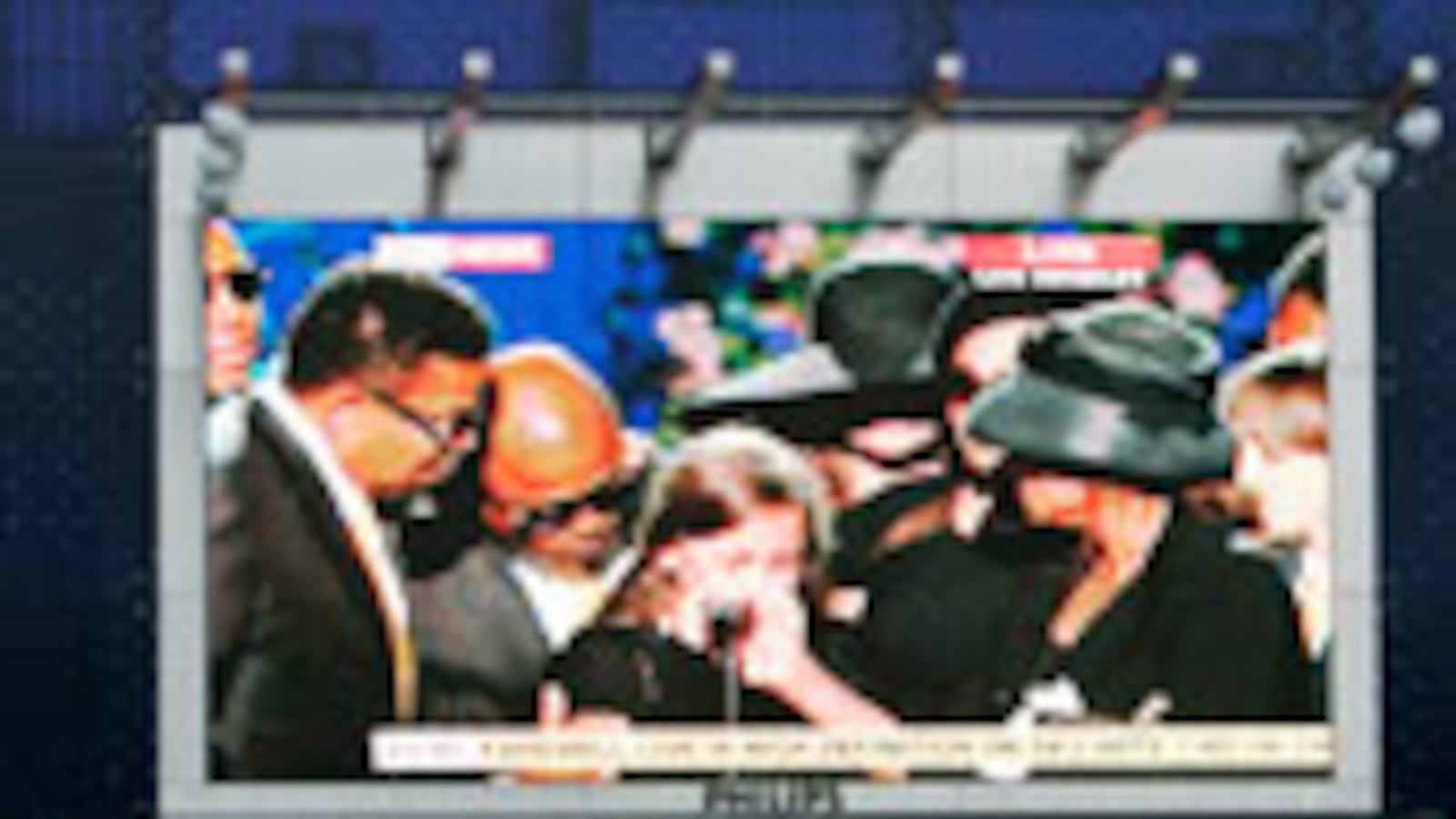 articles/2009/07/09/how-michael-jacksons-funeral-ratings-stack-up/jackson-tv_36720_jounkp