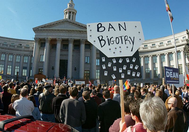 galleries/2010/07/19/gayest-cities/gay-cities---denver_rdhc87